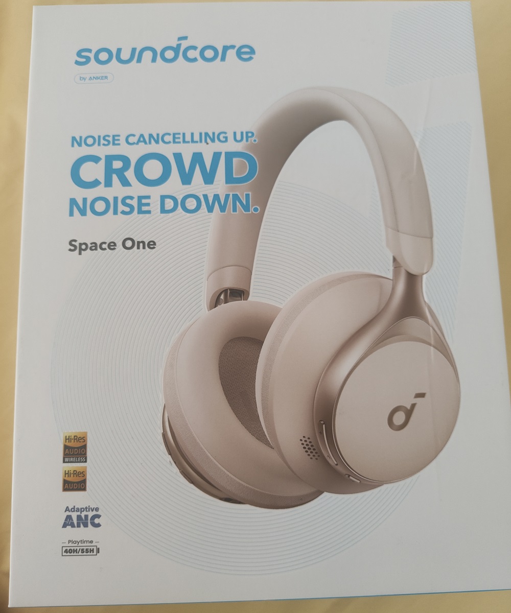 Soundcore Q20i